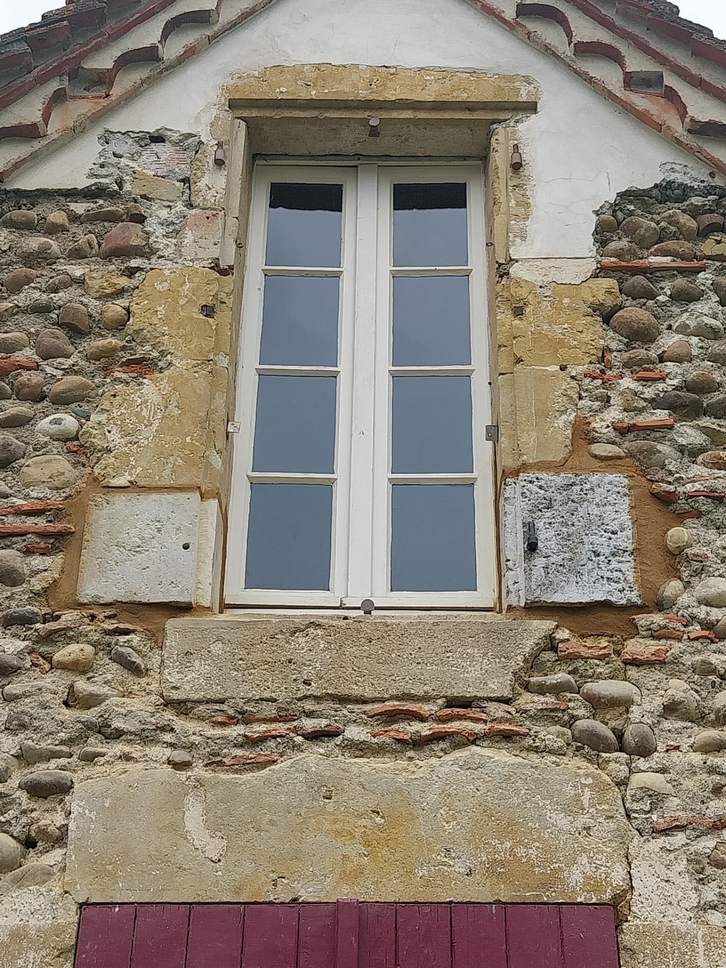 Remplacement de pierres d'angle endommagées