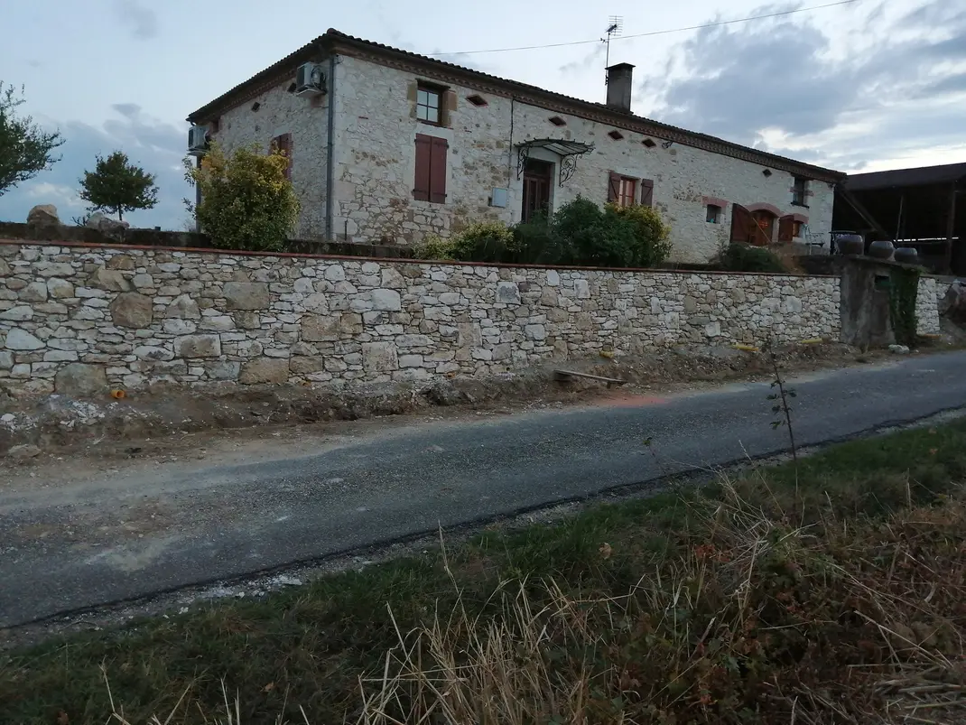 Reconstruction complète d'un mur de soutènement