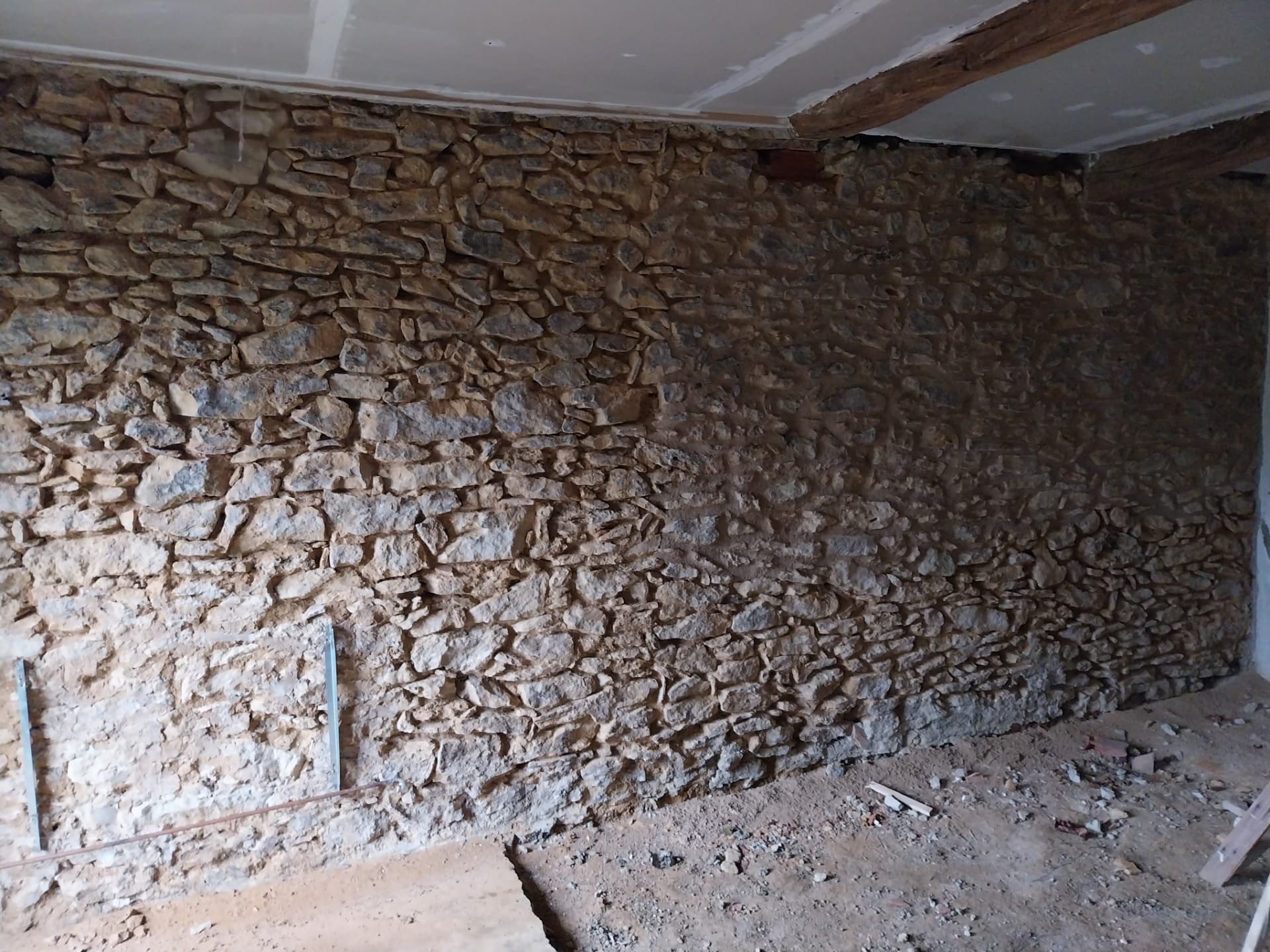 Mur intérieur, avant / après — Avant